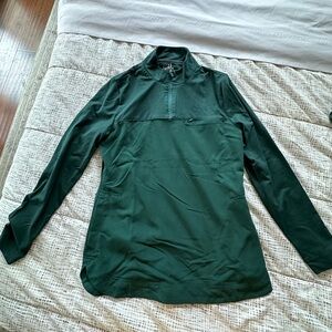 Long sleeve scrub top